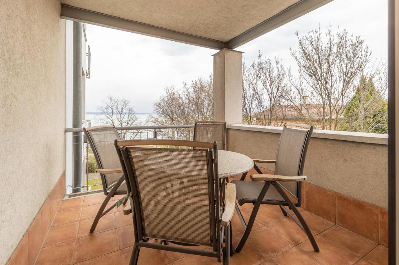 Egyuett A Csalad II Apartman By Bltn Siófok Exteriér fotografie