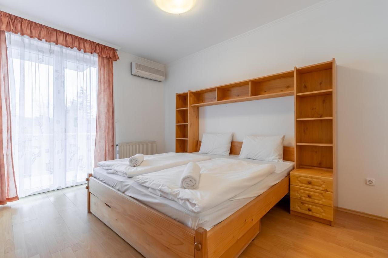 Egyuett A Csalad II Apartman By Bltn Siófok Exteriér fotografie