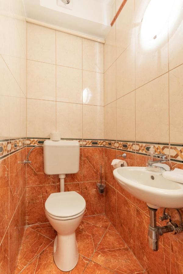 Egyuett A Csalad II Apartman By Bltn Siófok Exteriér fotografie