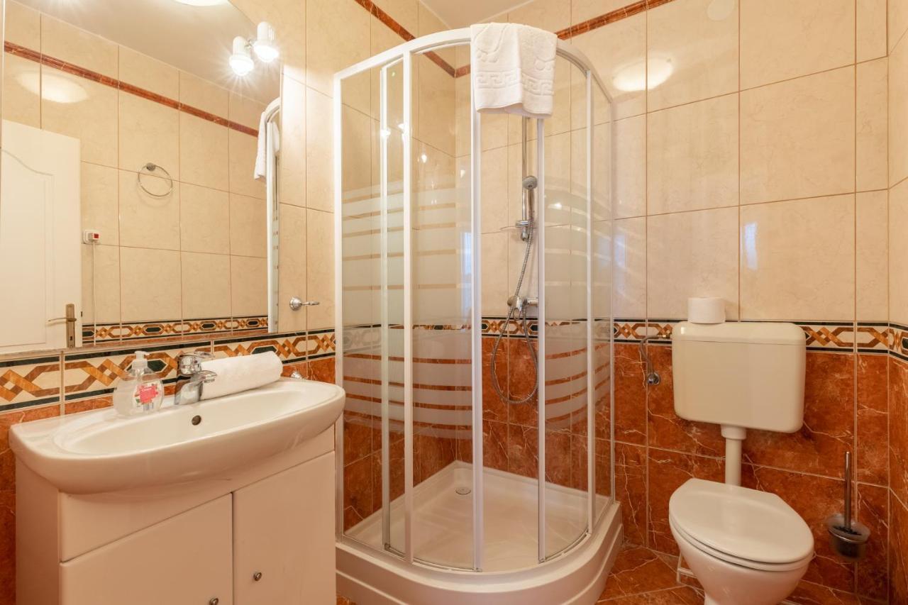Egyuett A Csalad II Apartman By Bltn Siófok Exteriér fotografie